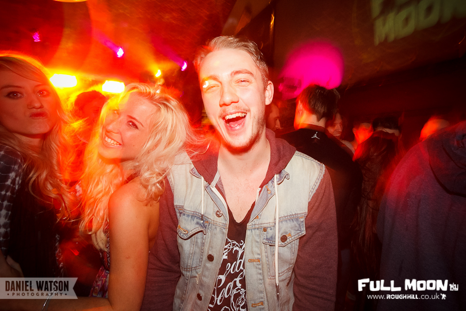 IMAGE: http://payload49.cargocollective.com/1/3/110609/3294800/26-04-2012-17b_o.jpg